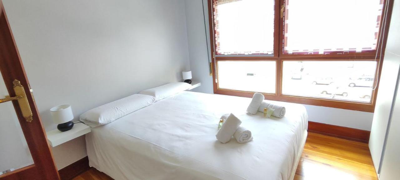Bermeo Kaia Apartment Bagian luar foto